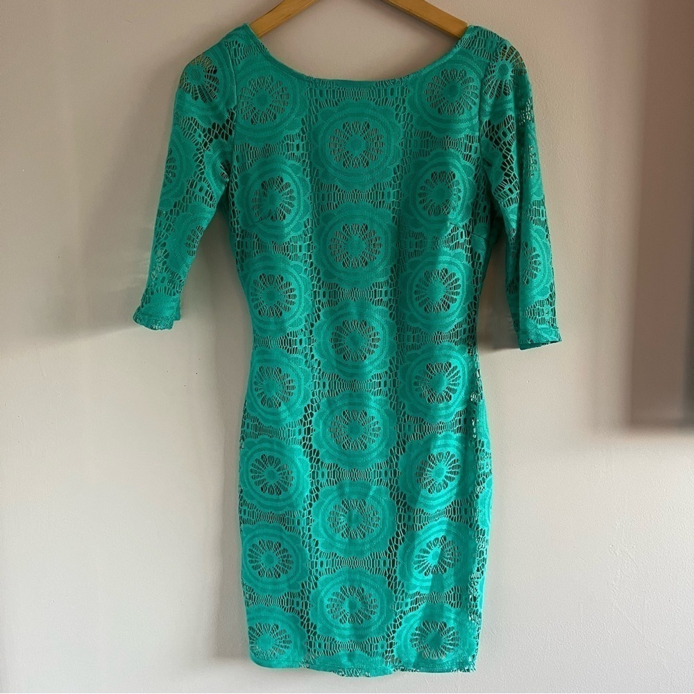 Mystic | NWT Teal Lace Dress Half Sleeve Size Large